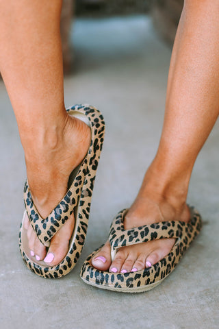 Leopard Thick Sole Flip Flops-0
