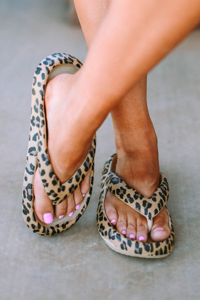 Leopard Thick Sole Flip Flops-1