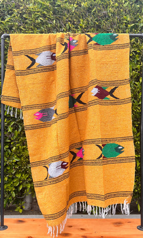 El Pez Throw Blanket l Beach Blanket l Mexican Fish Blanket - Isleitudes