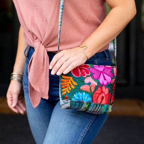Small Floral Crossbody - Isleitudes