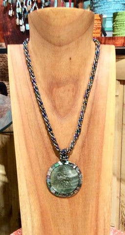 Abalone Turtle Shell Necklace - Isleitudes