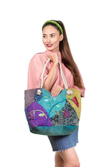 KC-31 Large Embroidered Beach Tote Bags - Isleitudes
